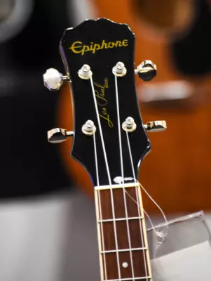 Epiphone - Les Paul Acoustic/Electric Tenor Ukulele - Vintage Sunburst 3